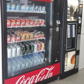 Vending Colón S.L. máquinas expendedoras de bebidas en empresa 